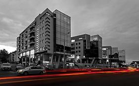 Macropolis Apartments