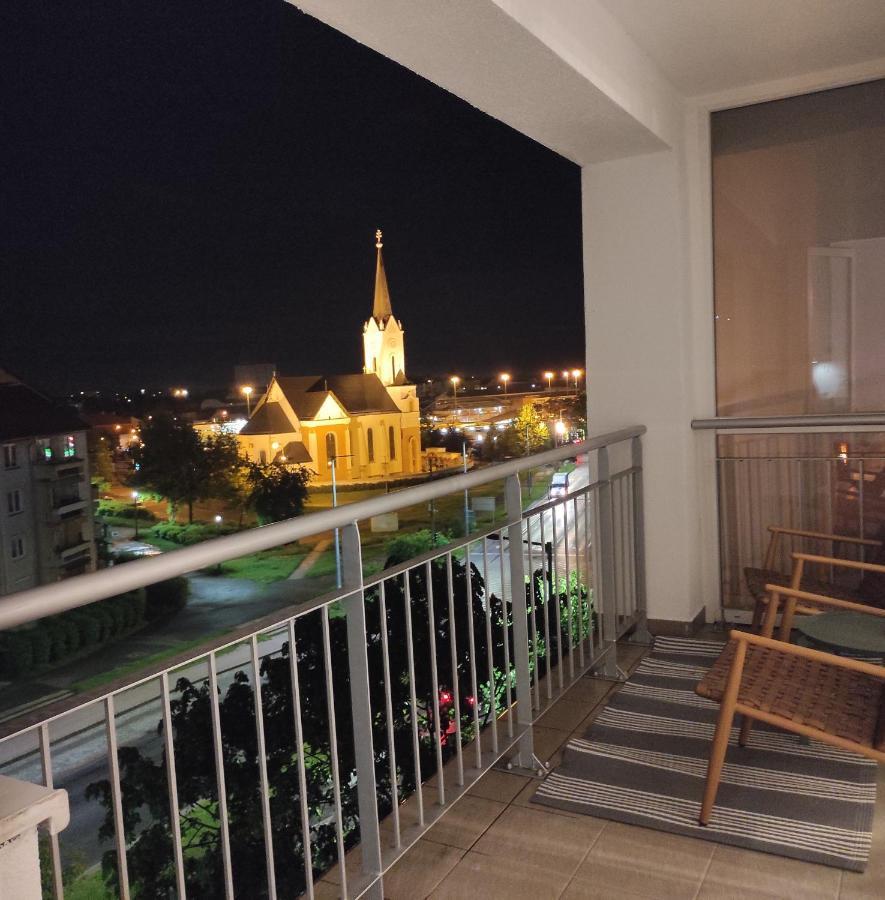Macropolis Apartments Мишкольц Экстерьер фото
