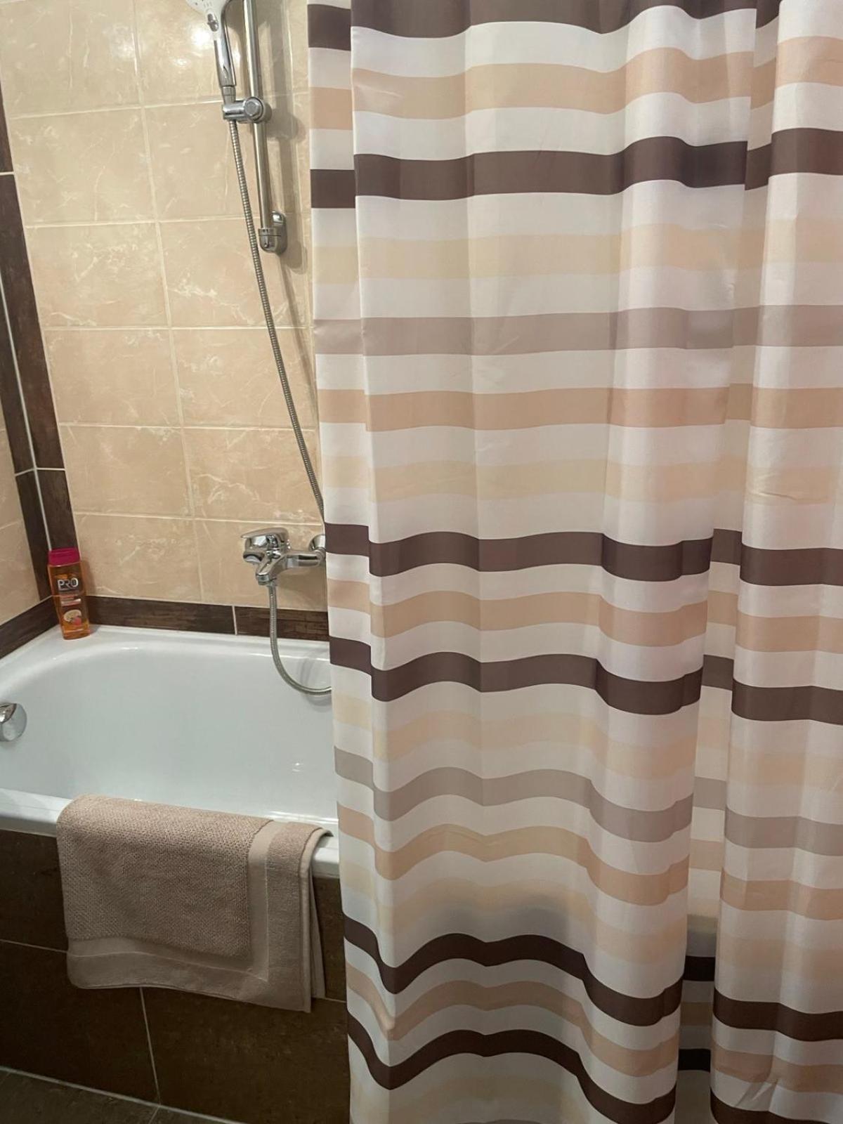 Macropolis Apartments Мишкольц Номер фото